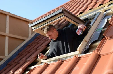 Pose de fenêtres de toit Velux à Baracé